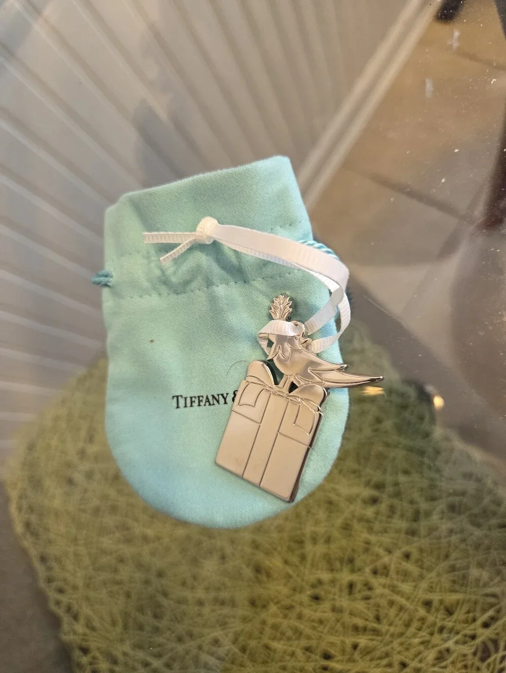 Tiffany & Co Silver 2025 Limited Edition Bird On A Gift Box Ornament & Pouch NEW